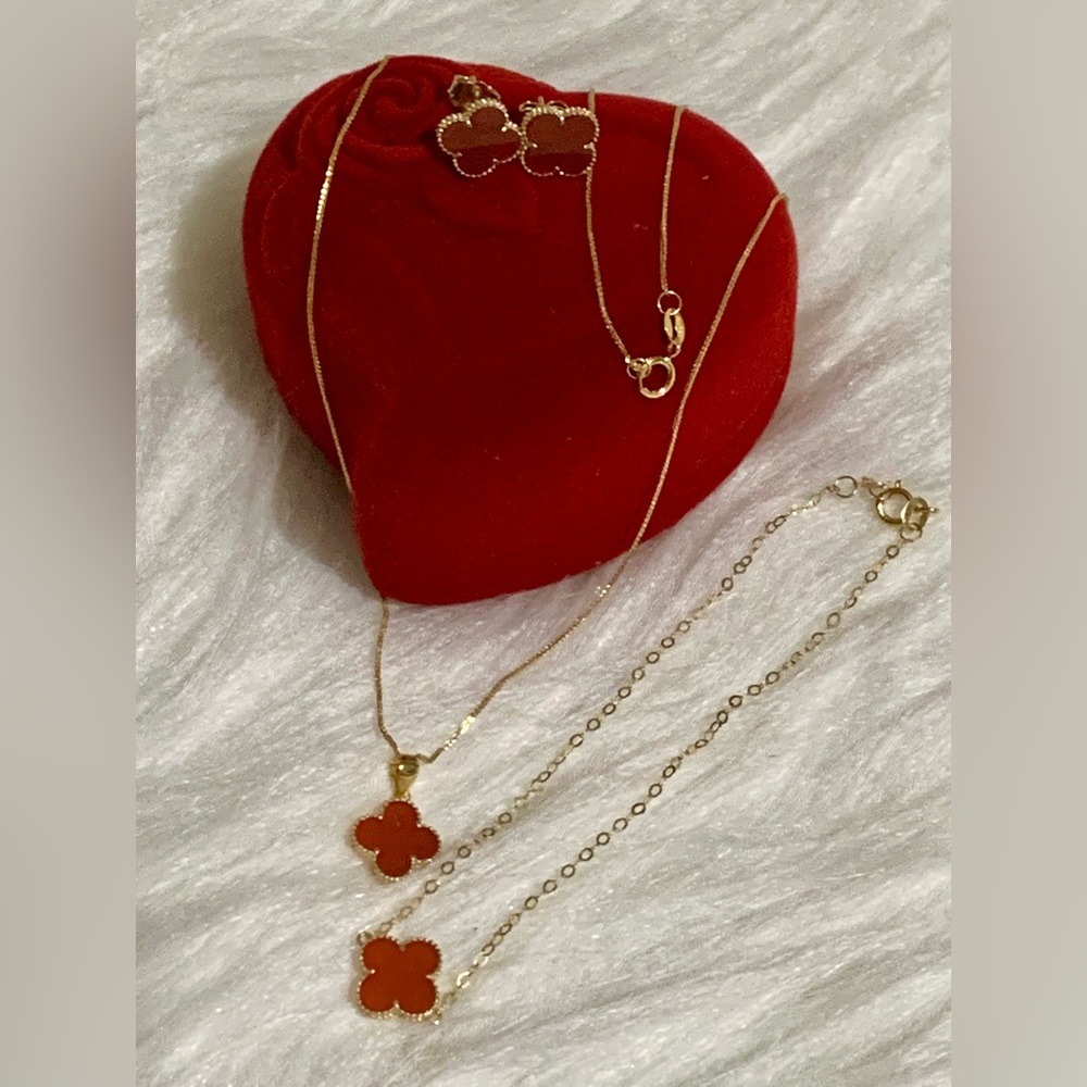 18k Solid Gold Clover 3-1 Set - Red